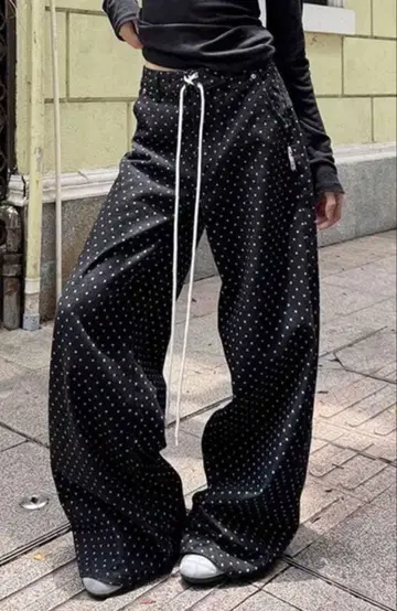 도트 무늬 와이드 팬츠 블랙 y2k