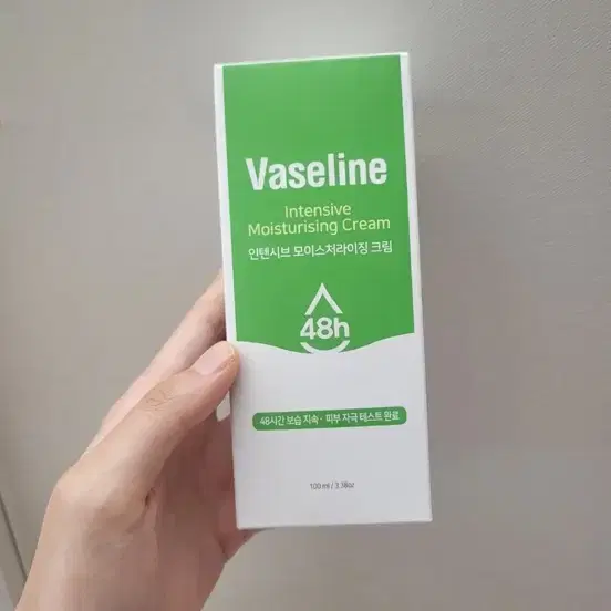 바세린 인텐시브 모이스처라이징 크림 100ml 새상품