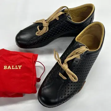 BALLY 펀칭 가죽 스니커즈 블랙