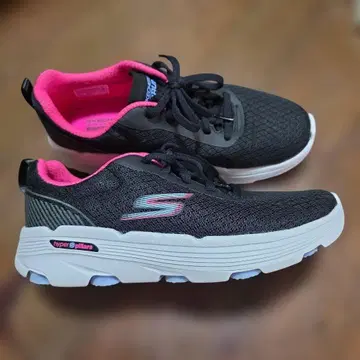 스케쳐스 SKECHERS GORUN 스니커즈 블랙 핑크