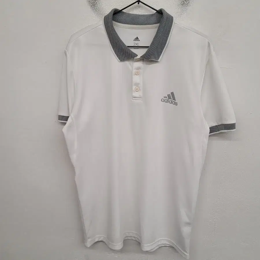 [105/XL] 아디다스 기능성 반팔 카라티