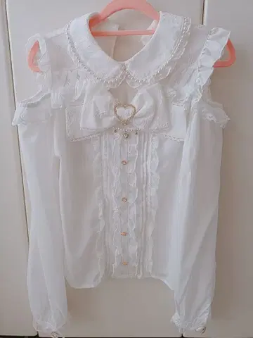 LIZ LISA 빅 리본 오픈 숄더 블라우스 긴팔 새상품급
