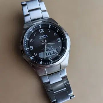 작동품. CASIO wave ceptor 손목시계