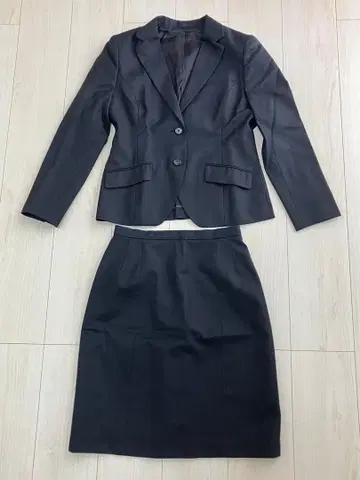 취업 정장 블랙 무지 취업활동 면접 식전 무코가와 여자 사용감 없는 양품