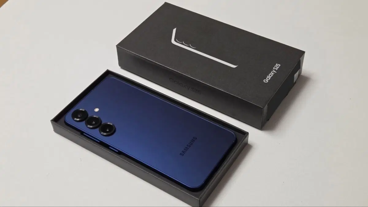 삼성 갤럭시 S25 팝니다.
