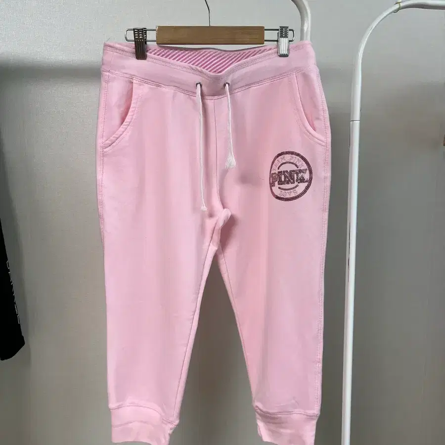 TEAM PINK 여름 핑크 칠부 팬츠 여성 m