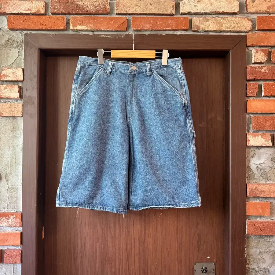 랭글러 리워크 데님 반바지