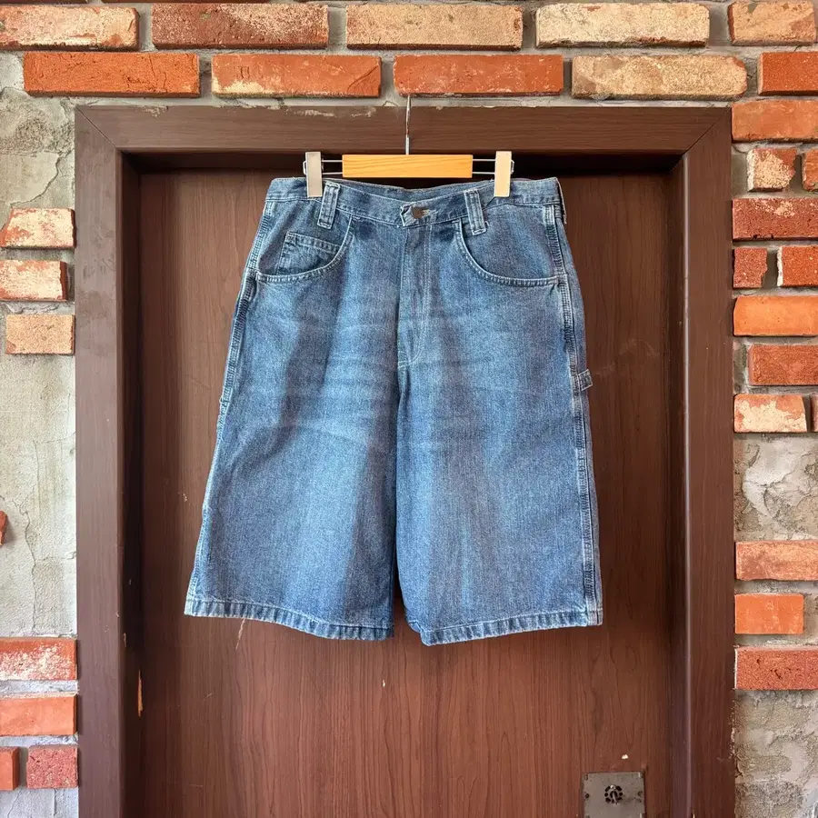 랭글러 리워크 데님 반바지(32)