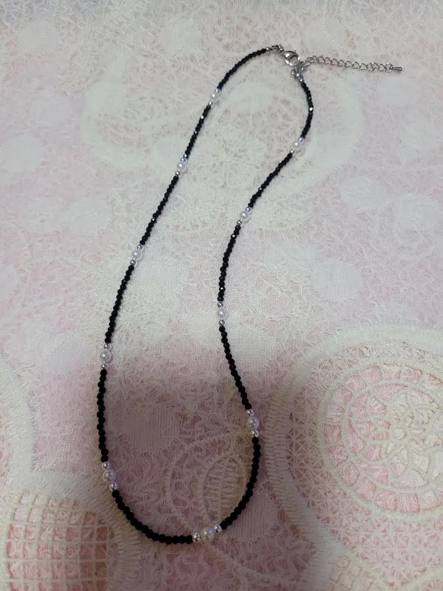블랙 비즈 진주 포인트 목걸이2mm