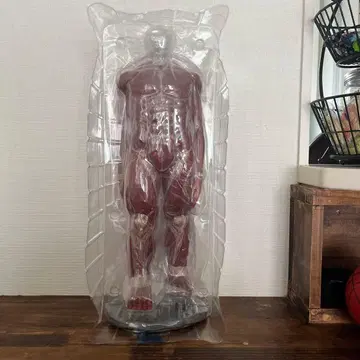 진격의 거인 초거대형 거인 피규어