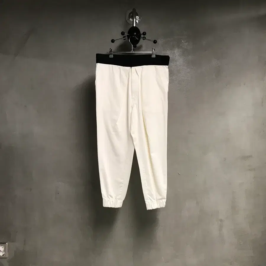 꼼데가르송 간류 배색 팬츠 M