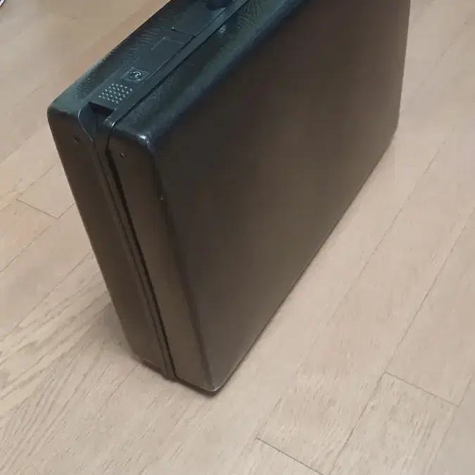 추억의 모던한 007 서류가방
