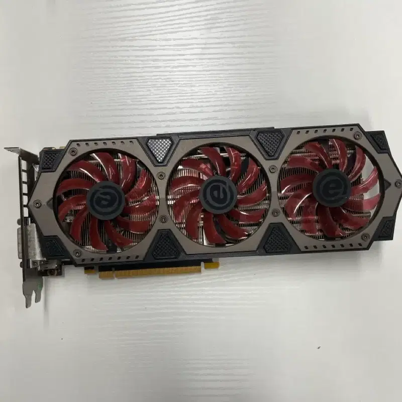 이엠텍 GTX 980