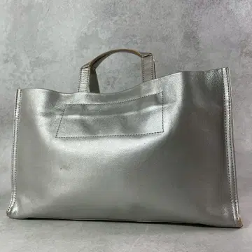 구하기 어려움 DRIES VAN NOTEN 실버 핸드백 가죽