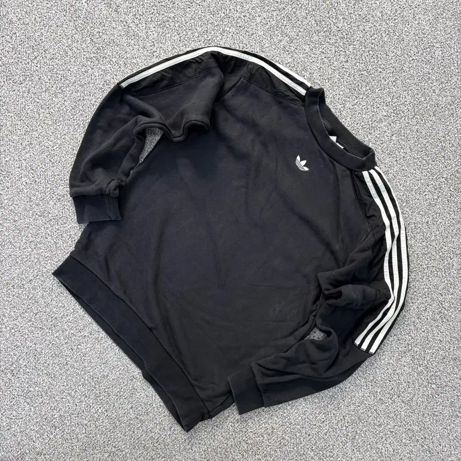S 아디다스 Adidas 맨투맨 0714J2