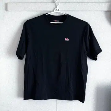 Jordan Brand 블랙 T셔츠 자수 로고