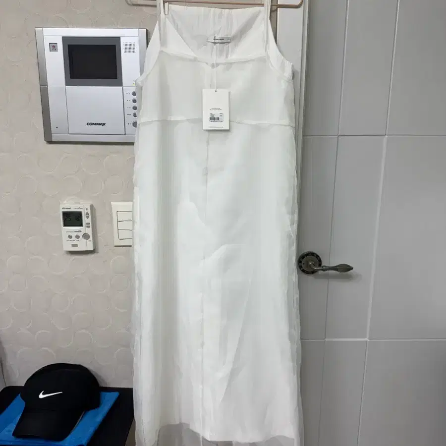 화이트 시폰 원피스