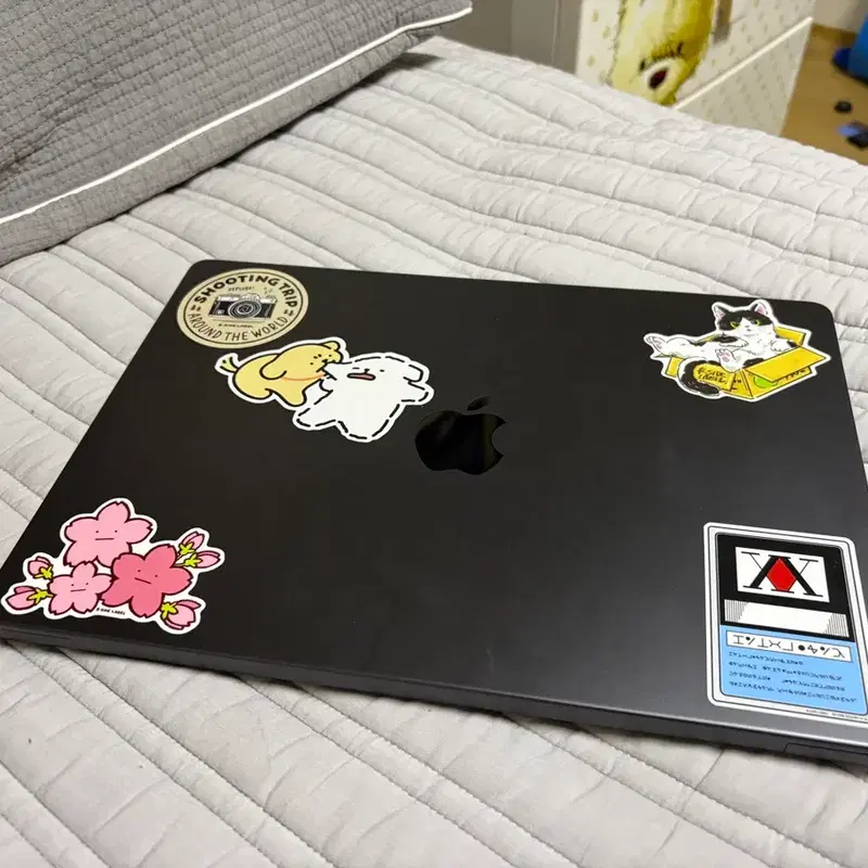 맥북프로 M4 14인치 스페이스그레이 16gb/512gb 애케플o