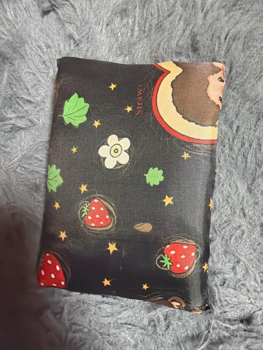 몬치치 파우치 딸기 패턴  장바구니 새상품