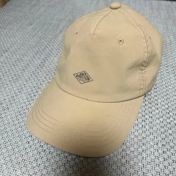 단톤 베이지 캡