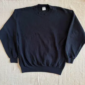 M.J.SOFFY black sweatshirt made in USA
