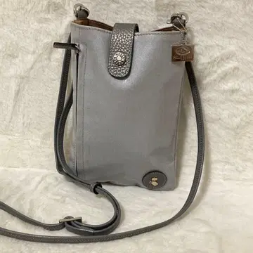 펠레 보르사 얼라이브 PELLE BORSA 스마트폰 숄더백