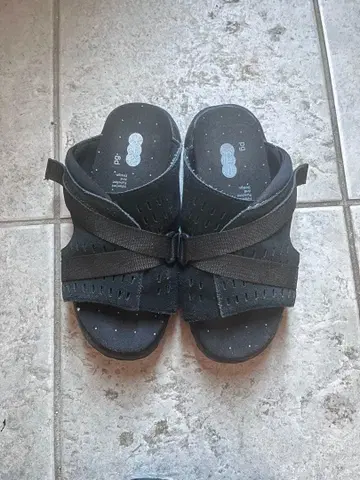 pg DELTA 샌들