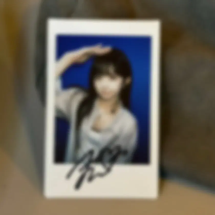 Shop polaroid signed on Bunjang Global Site - No more Korean account!