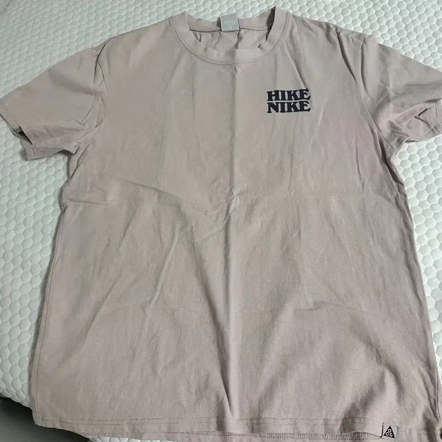 나이키 acg 하이크 반팔티 XL