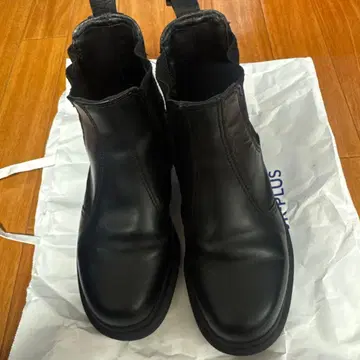 닥터마틴 2976 모노 첼시 부츠 22.0cm