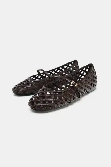 ZARA 메쉬 플랫슈즈