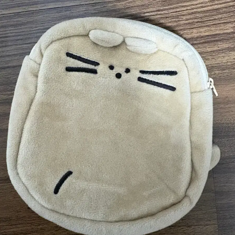 고양이 파우치