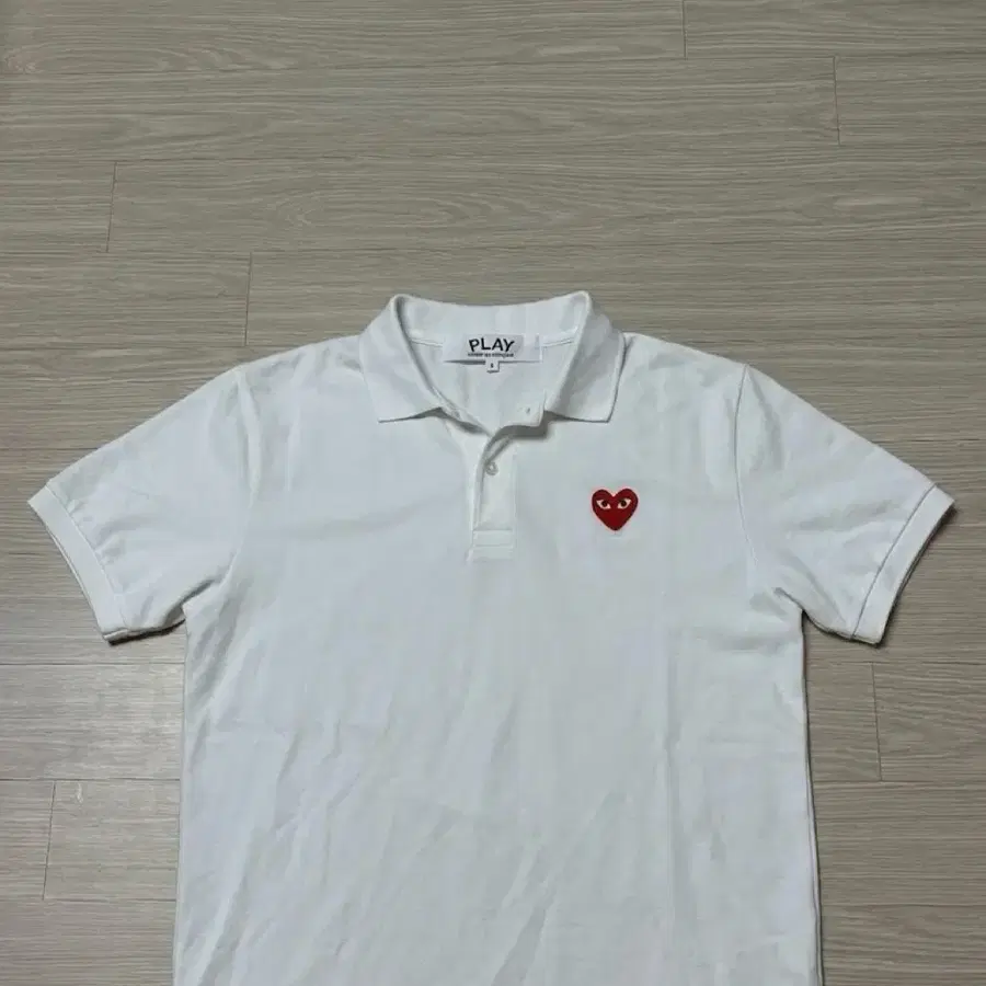 꼼데가르송 흰색 카라티