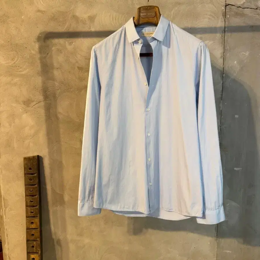 버버리 드레스셔츠 남성100