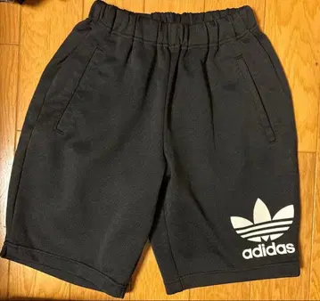 adidas Originals 숏팬츠 블랙