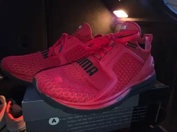 PUMA IGNITE 스니커즈 레드