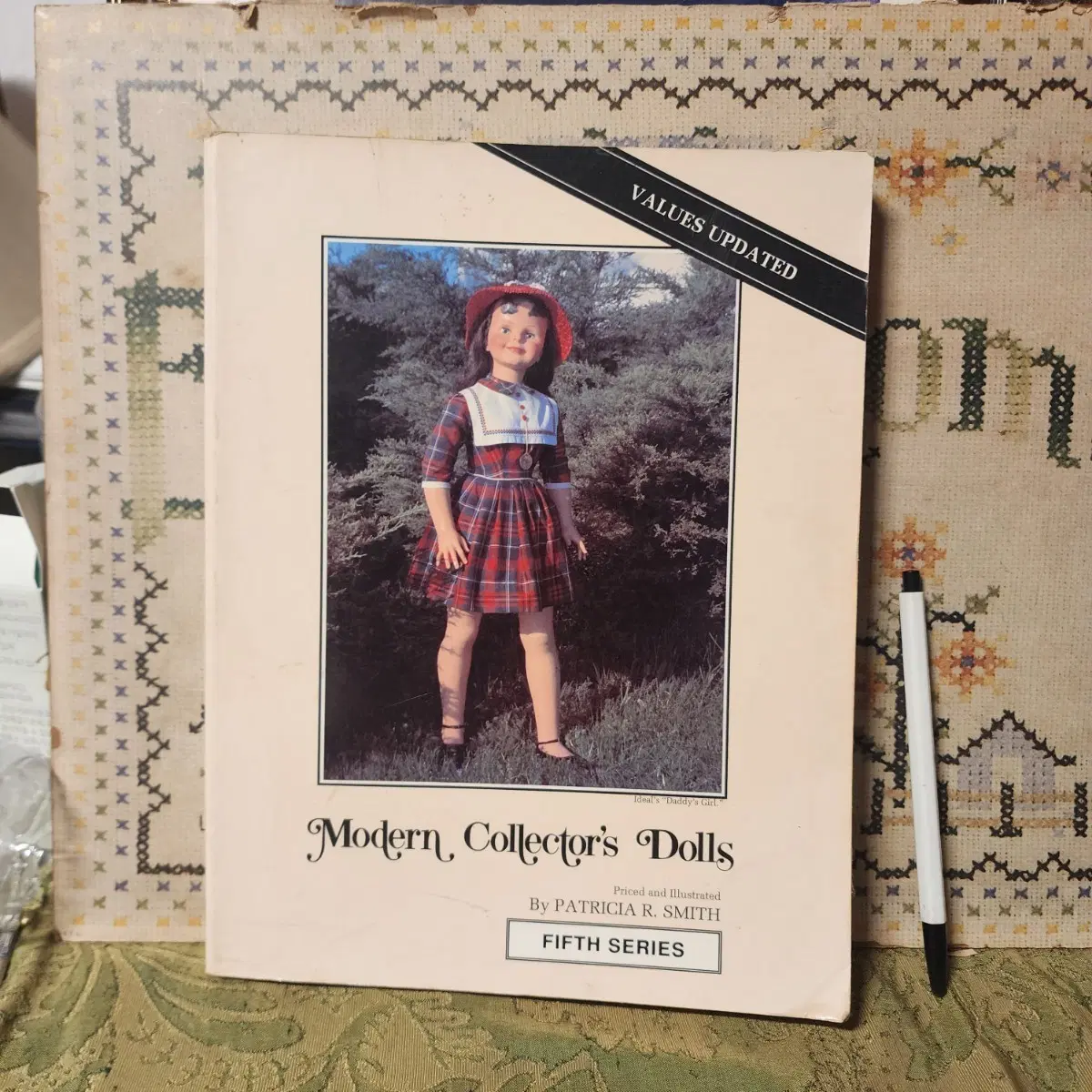 수집용 인형 식별 및 가치 평가 가이드1991년 미국발행 크기28cmX
