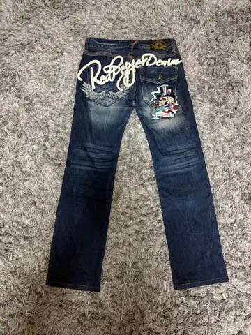 RED PEPPER Ed Hardy 스컬 자수 데님 팬츠