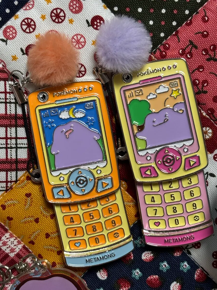 메타몽 놀이터 피처폰 가챠,흔들가챠