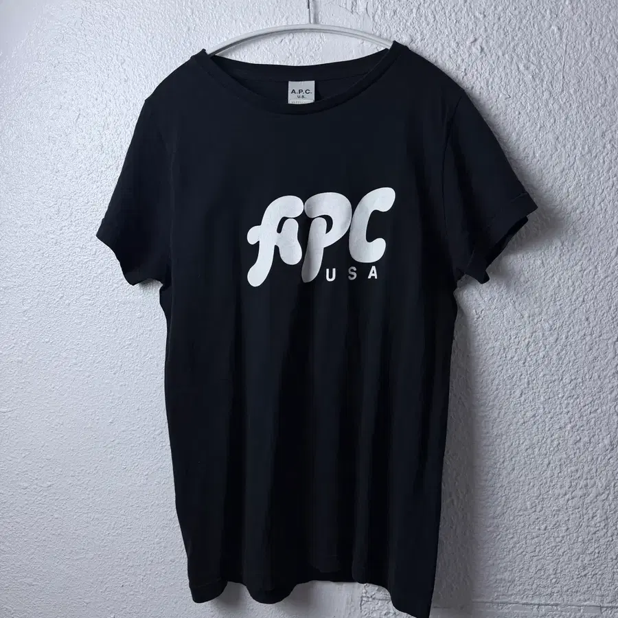 APC US 아페쎄 빅로고 반팔티셔츠