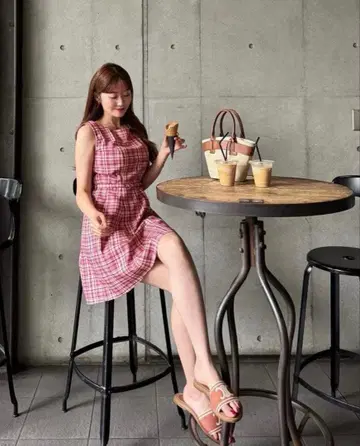 Herlipto 패딩턴 미니 드레스 빨간색 S 사이즈