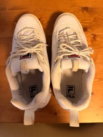 FILA 스니커즈 화이트