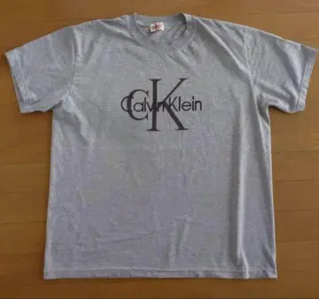 90s Calvin Klein 캘빈클라인 티셔츠 로고