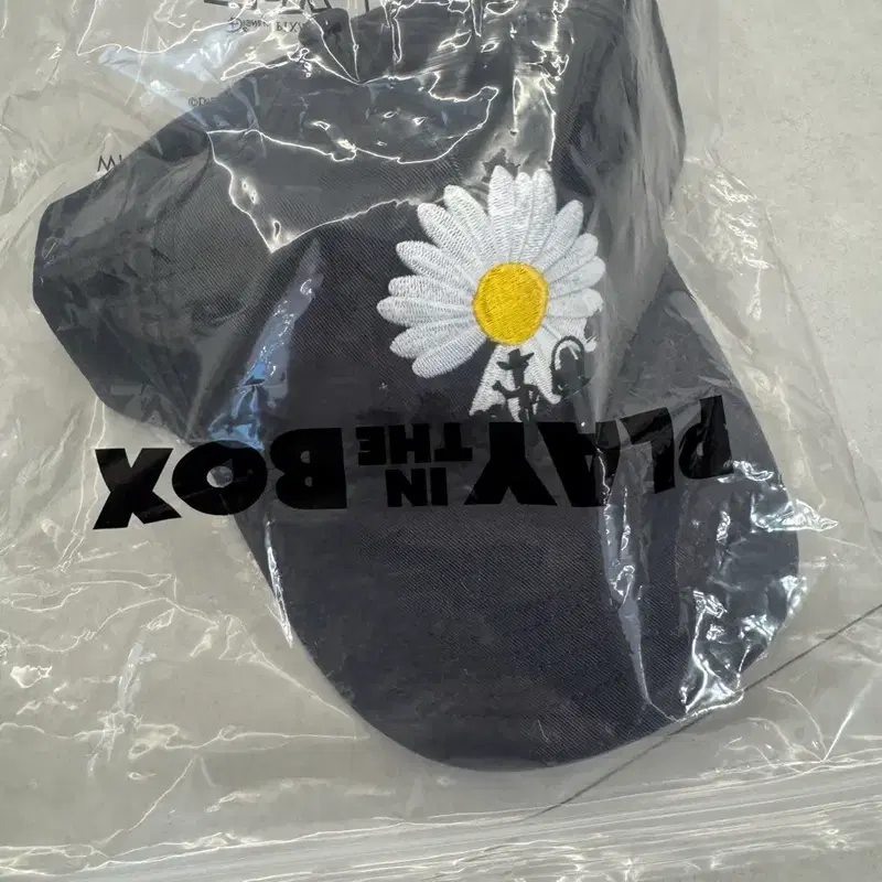피스마이너스원 x 토이 스토리 더 퍼스트팬 캡 다크 그레이 미개봉 새상품