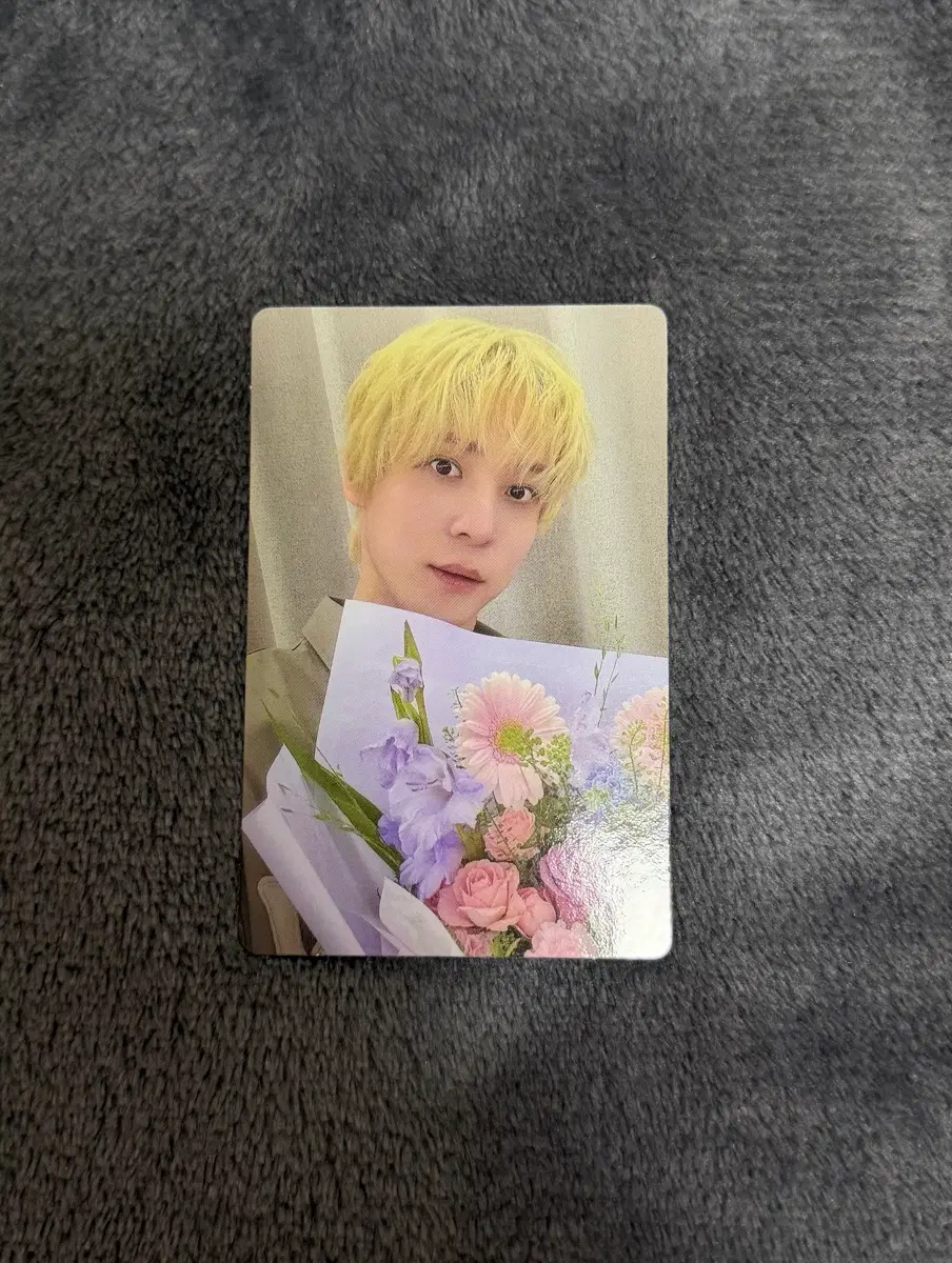 에이티즈 윤호 톡톡 꽃다발 미공포 골든아워5