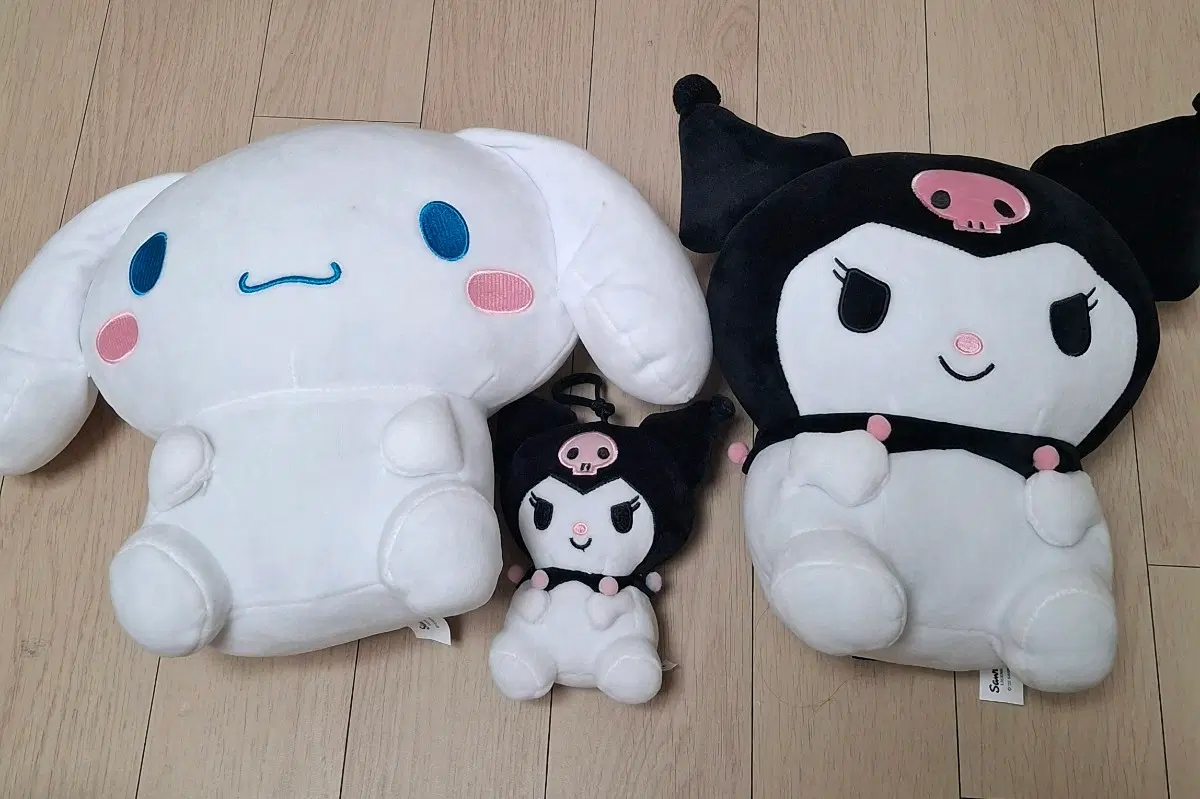 다이소 산리오 인형 쿠로미 키링,시나모롤,쿠로미 인형판매