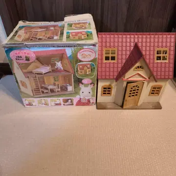 Sylvanian Families Cozy Cottage Starter