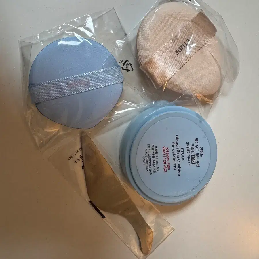 에뛰드 클라우드 필터 쿠션 포슬린19호 리필 +에뛰드 퍼프 스파츌라