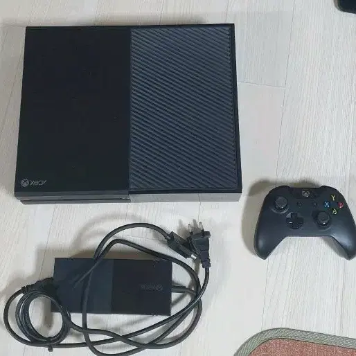 엑스박스 원 (Xbox One ) 게임기 본체 + 컨트롤러 + CD1 개