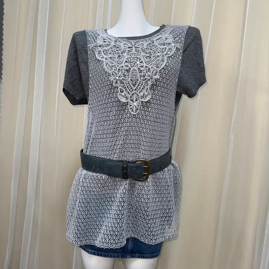 LACE TOP 레이스 레이어드 탑